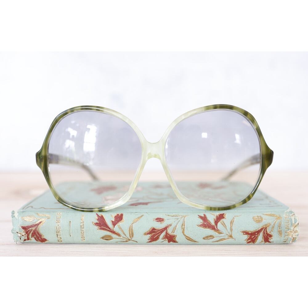 Vintage 1970s Sunglasses USA Oversized Butterfly Grandma Boho Retro Beach NOS